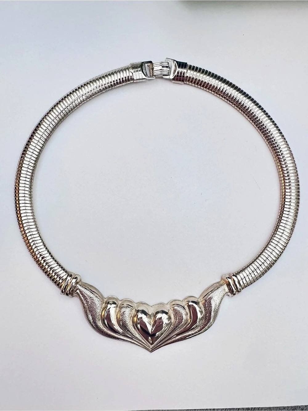Silver Tone Heart Pendant50 Necklace Like New
